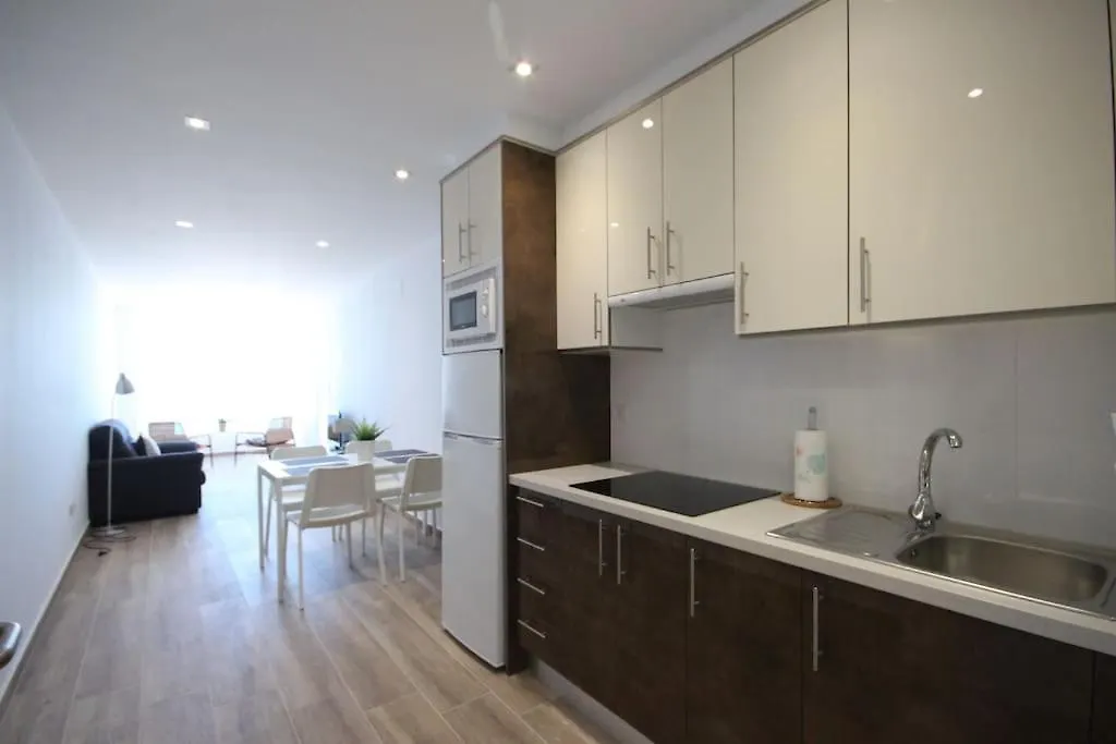 Apartment Las Vistas Beach View, 1 Bedroom Los Cristianos  0*, Los Cristianos (Tenerife) Spain